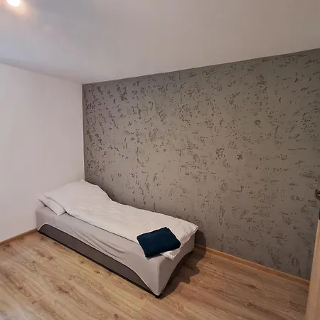 Apartment Goscinne Kurza Zagroda 2 Jelenia Góra